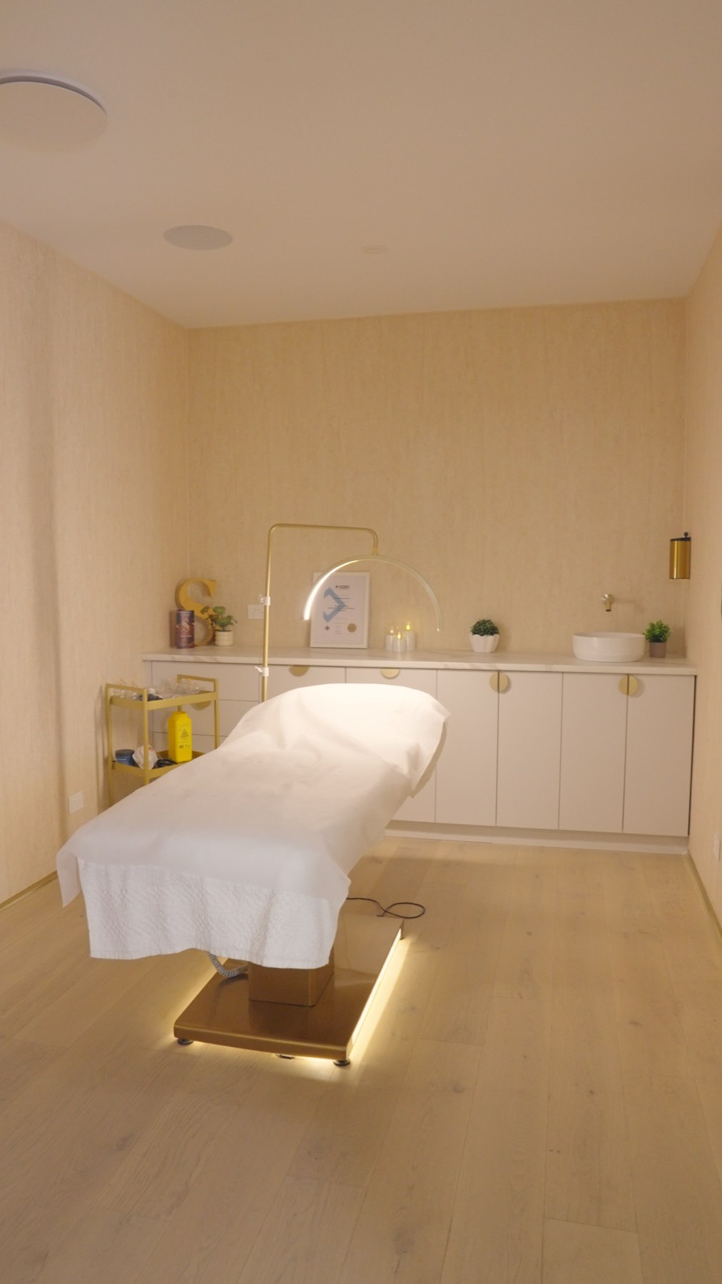 The treatment room at the Hawthorn clinic